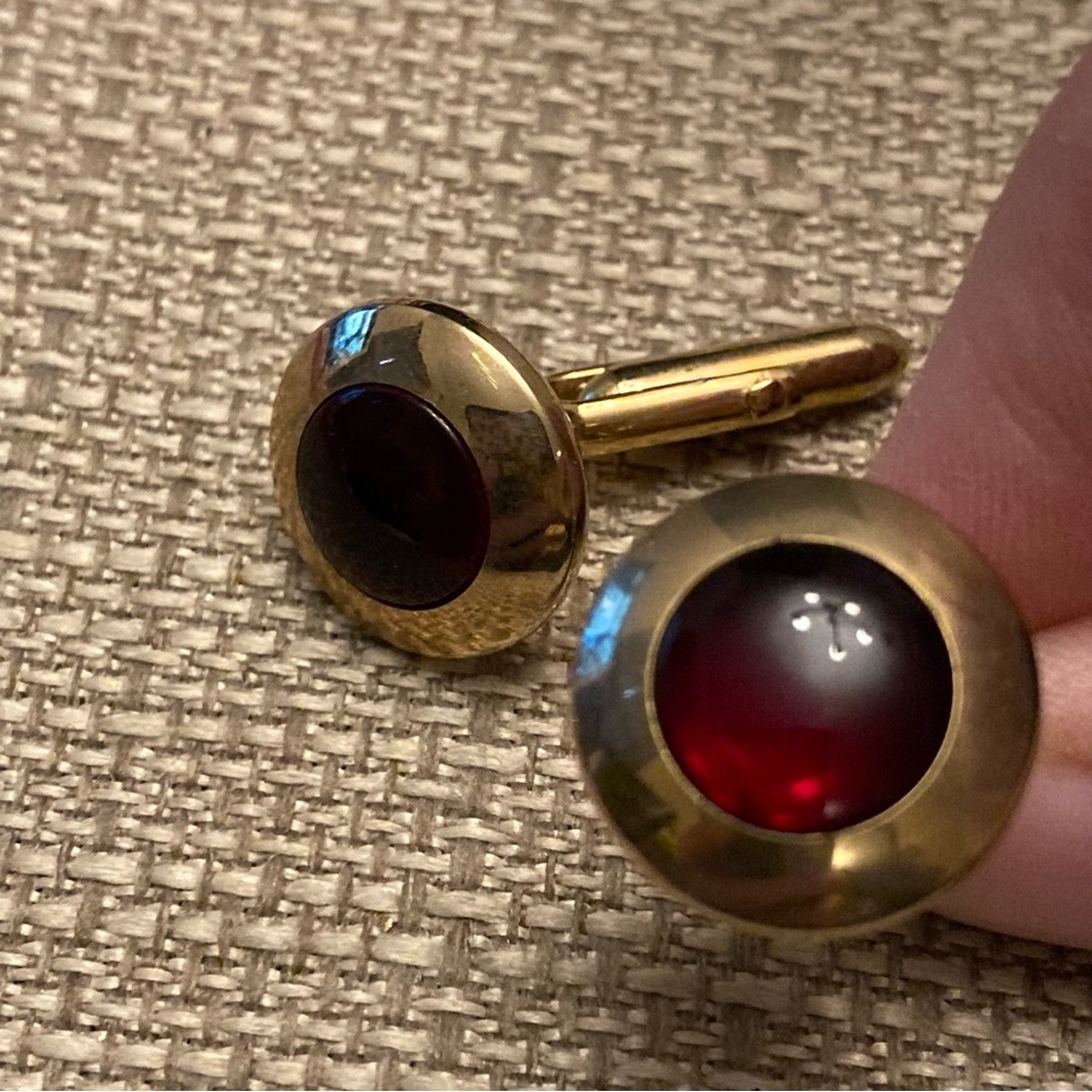 Vintage Swank Signed Red Cabochon Cufflinks Gold Tone Mid Century